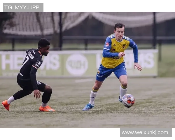 坎布尔与瓦尔韦克的激烈对决谁能在这场比赛中笑到最后